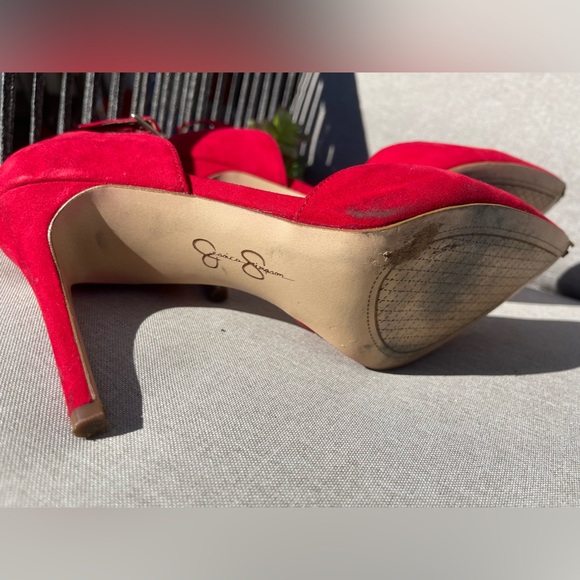 Red Jessica Simpson heels- size 9 - Picture 4 of 7